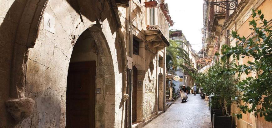 La Residenza Del Reginale Panzió Szirakúza Kültér fotó