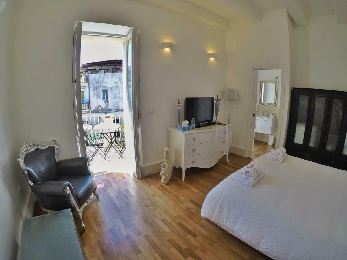 La Residenza Del Reginale Panzió Szirakúza Kültér fotó